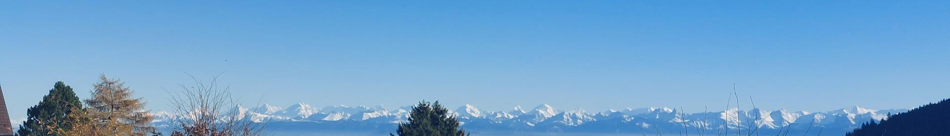 Les Alpes vues de Sainte-Croix, au-dessus de la mer de brouillard